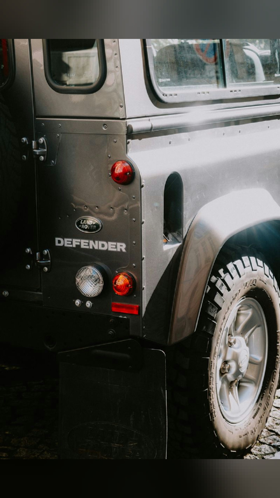 grail status
2022 Land Rover Defender
📷 Mathias Reding · Pexels
#cars #carsofinstagram #landrover #suv #offroad