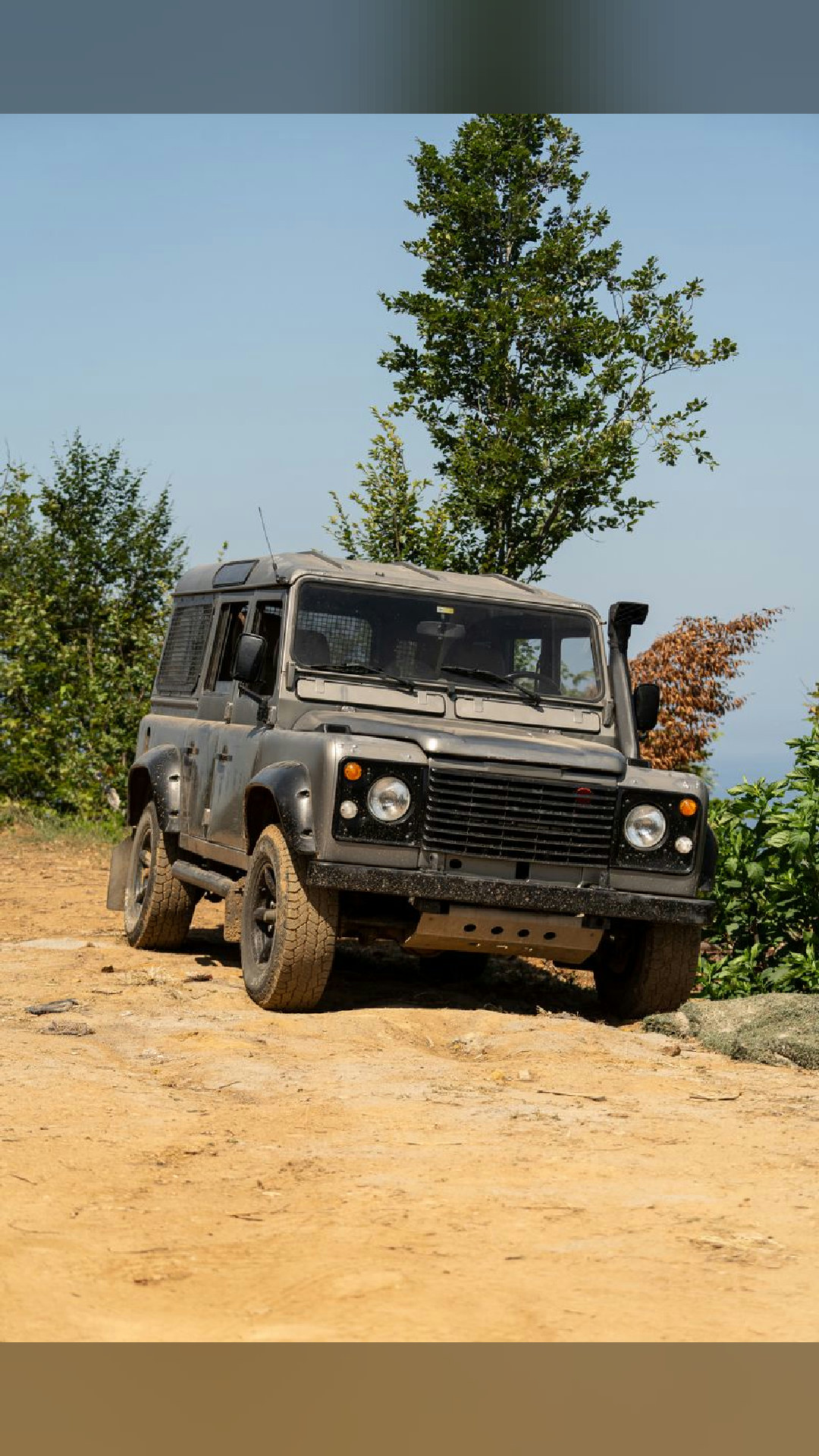 grail status
2022 Land Rover Defender
📷 Şahin Doğdu · Pexels
#cars #carsofinstagram #landrover #suv #offroad