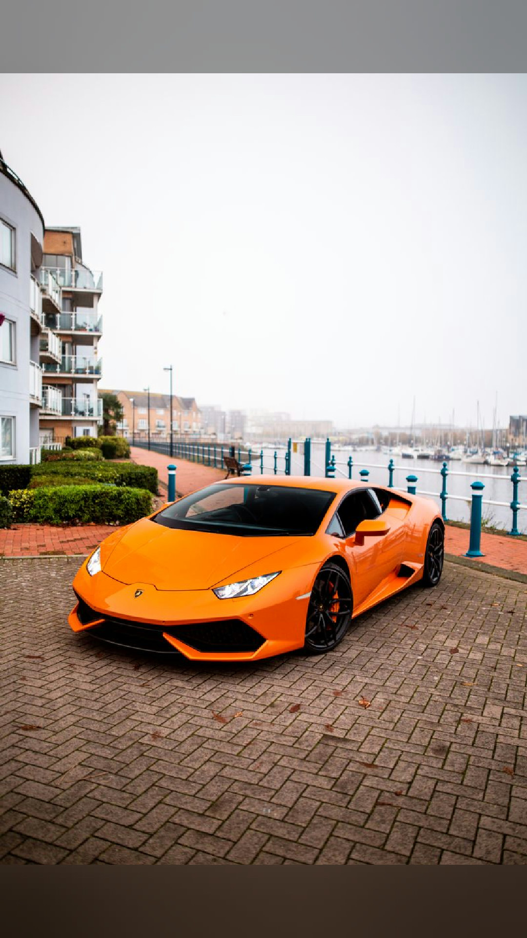 would you daily this?
2021 Lamborghini Huracán
📷 North  Framing · Pexels
#cars #carsofinstagram #lamborghini #supercar #v10
