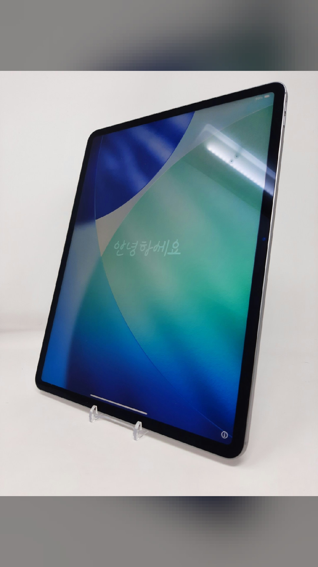 spotted this one 👀
Apple iPad Air 13" (M2)  - WiFi + Cellular (Unlocked) - Space Gray 256 GB
$499.99 · Used
🛒 https://www.ebay.com/itm/318821403490
#apple #iphone #macbook #ipad #airpods #tech #deals